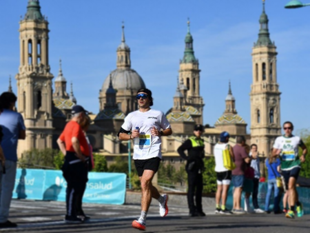 Juanjo running the 2024 Zaragoza, Spain marathon.