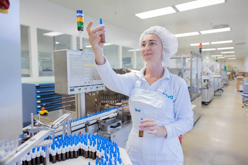 woman in laboratory