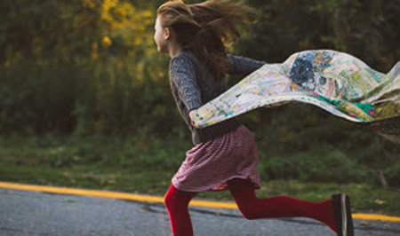 girl-run-fly